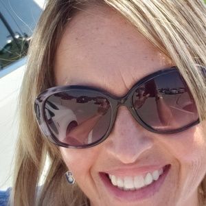 Meet your Posher, Sherry